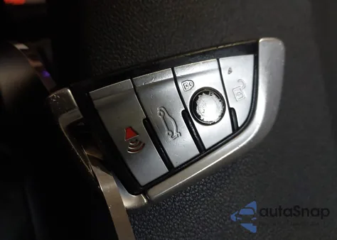 2020 BMW 530I xDrive z USA, uszkodzony, nr VIN WBAJR7C02LCD13276